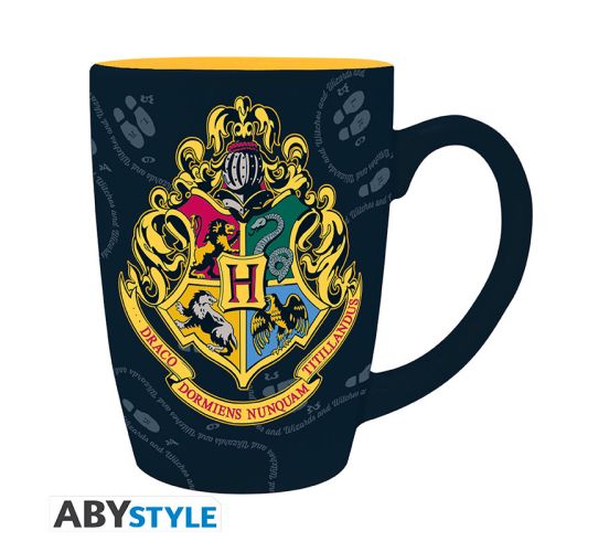 Harry-Potter-Hogwarts-400ml-Tasse-1