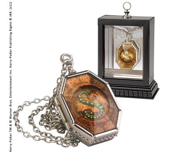 Harry-Potter-Replik-11-Salazar-Slytherin-Horkrux-Medaillon-K
